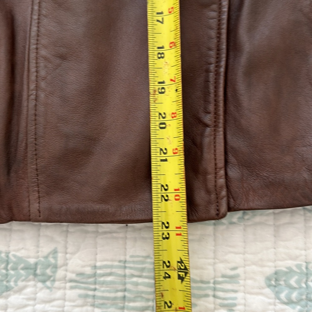 Lightly Used Brown Leather Jacket by Hinge - Sz Medium - Picture 13 of 16